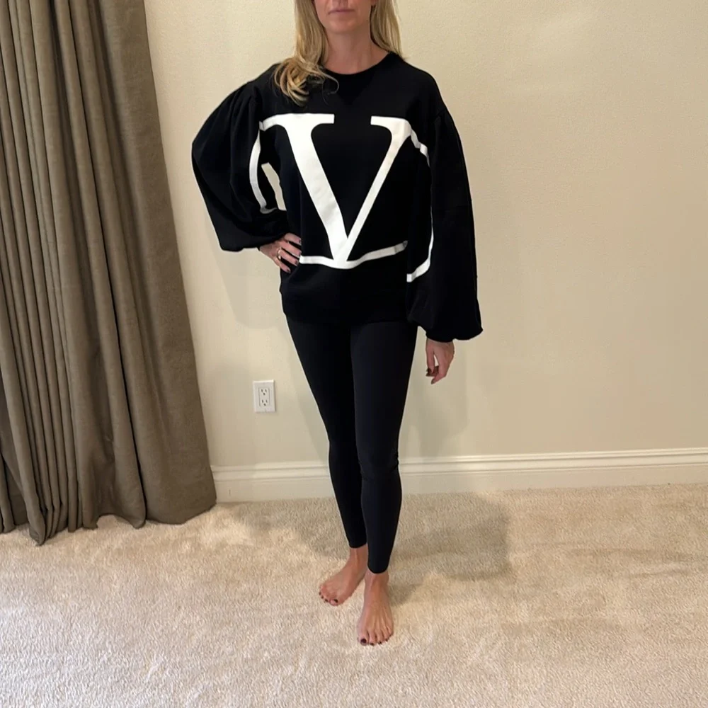 Valentino puff sleeve sweatshirt. 100% AUTHENTIC - Picture 4 of 12